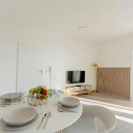 Grosszuegiges City-Apartment In Bester Lage Fuer 5 Personen 公寓 奥尔登堡