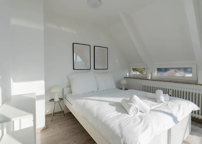 公寓 Grosszuegiges City-Apartment In Bester Lage Fuer 5 Personen 奥尔登堡